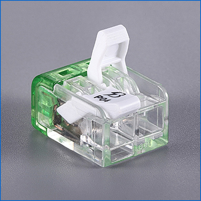 O UL CQC aprovou os 2 conectores transparentes P04-2P do fio do impulso do estojo compacto de Polo para caixas de junção